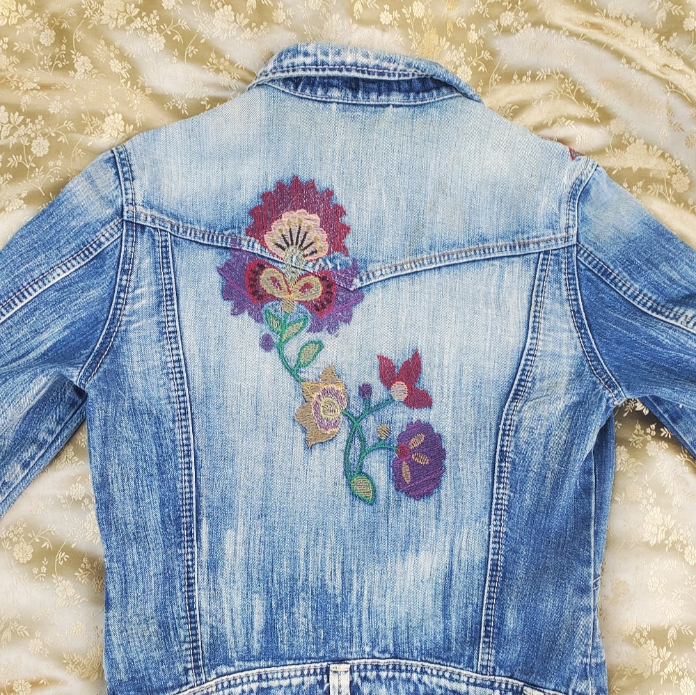 Mavi Embroidered Denim Jacket